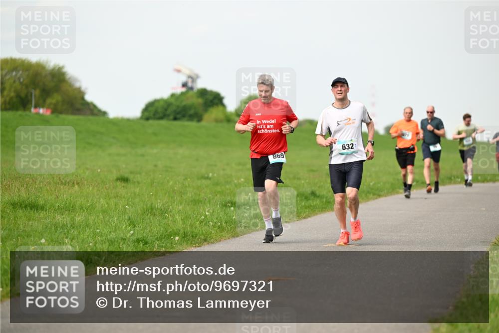 10.05.2026 - 8. Wedeler Halbmarathon Dr. Thomas Lammeyer http://msf.ph/oto/9697321 10.05.2026 11:28:43 Laufen 869, 632 meine-sportfotos.de