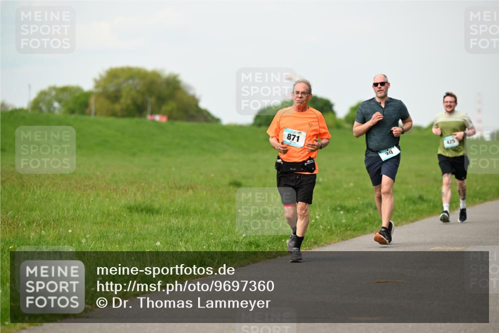10.05.2026 - 8. Wedeler Halbmarathon Dr. Thomas Lammeyer http://msf.ph/oto/9697360 10.05.2026 11:28:51 Laufen 871, 425 meine-sportfotos.de