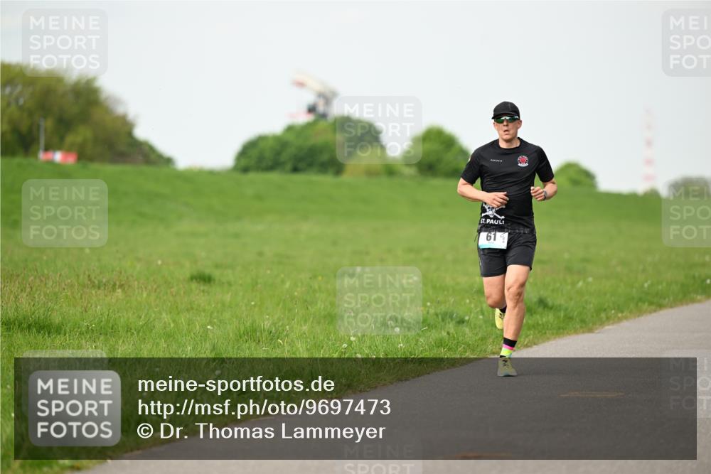 10.05.2026 - 8. Wedeler Halbmarathon Dr. Thomas Lammeyer http://msf.ph/oto/9697473 10.05.2026 11:29:23 Laufen  meine-sportfotos.de