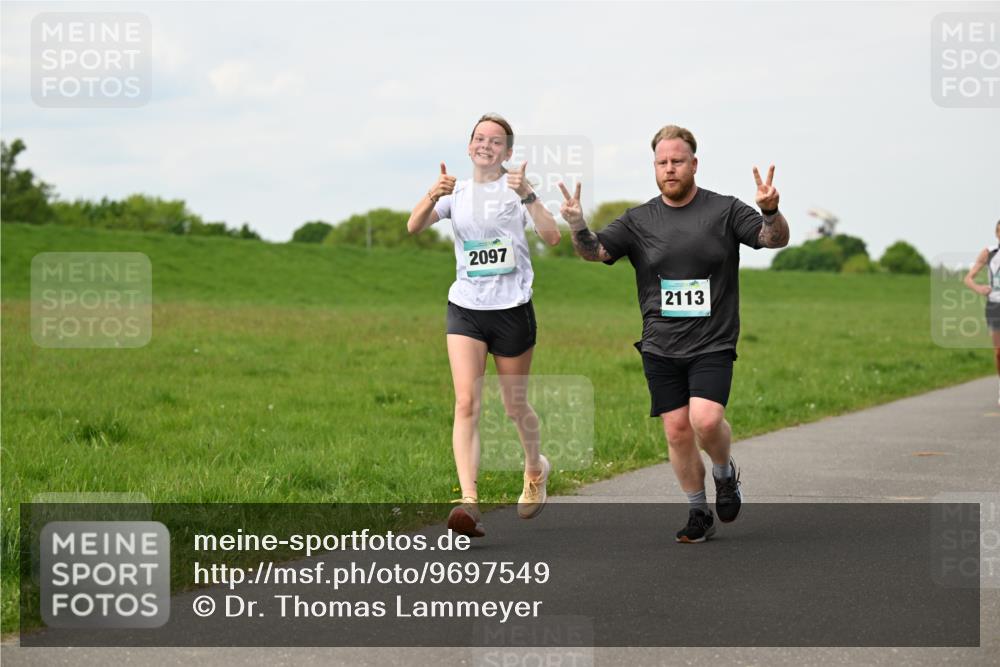 10.05.2026 - 8. Wedeler Halbmarathon Dr. Thomas Lammeyer http://msf.ph/oto/9697549 10.05.2026 11:29:37 Laufen 2097, 2113 meine-sportfotos.de