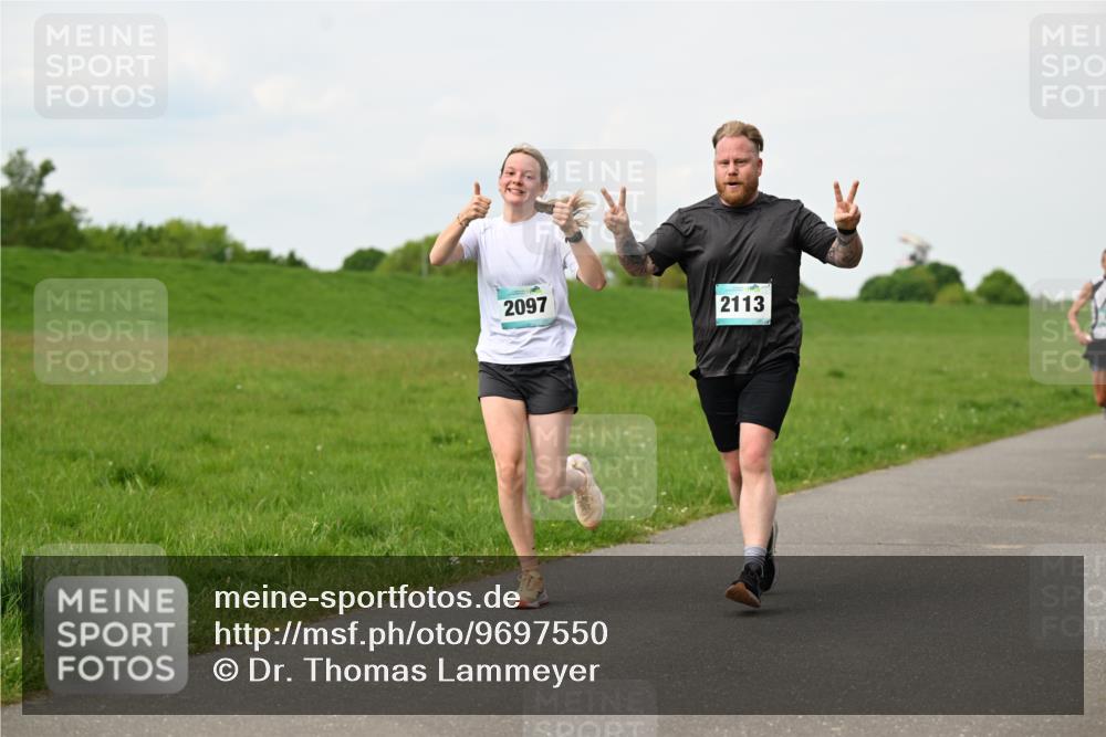 10.05.2026 - 8. Wedeler Halbmarathon Dr. Thomas Lammeyer http://msf.ph/oto/9697550 10.05.2026 11:29:37 Laufen 2097, 2113 meine-sportfotos.de