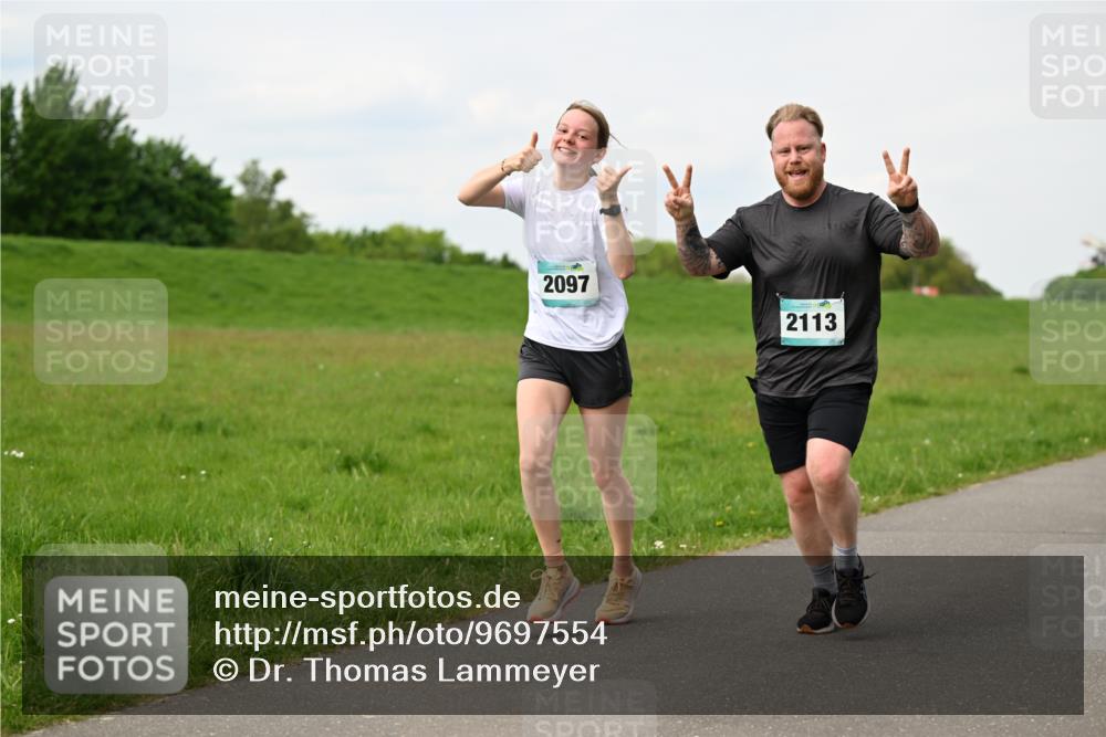10.05.2026 - 8. Wedeler Halbmarathon Dr. Thomas Lammeyer http://msf.ph/oto/9697554 10.05.2026 11:29:37 Laufen 2097, 2113 meine-sportfotos.de