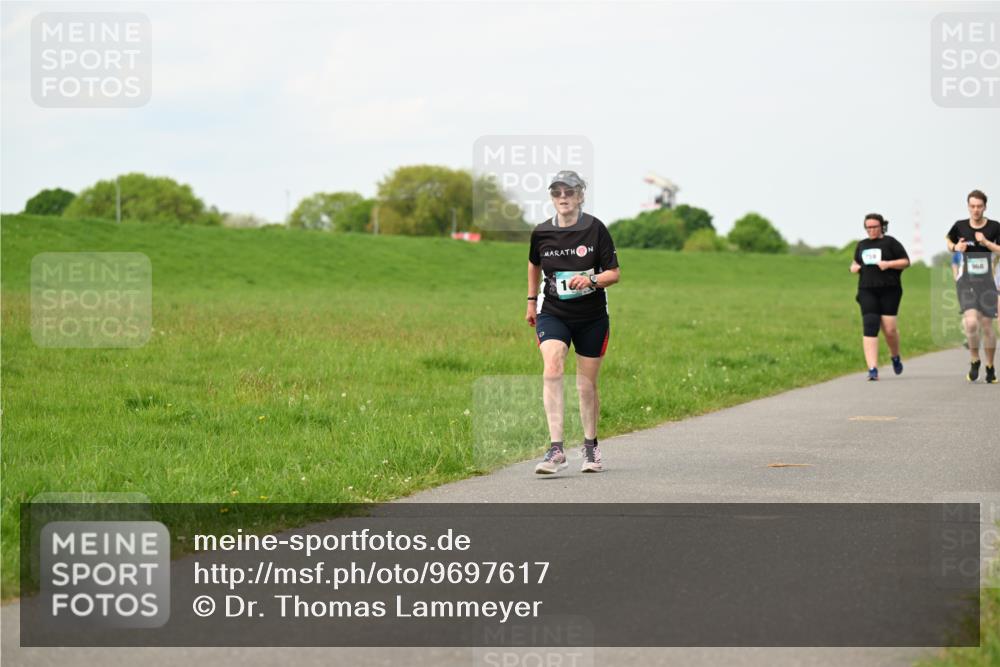 10.05.2026 - 8. Wedeler Halbmarathon Dr. Thomas Lammeyer http://msf.ph/oto/9697617 10.05.2026 11:29:57 Laufen  meine-sportfotos.de