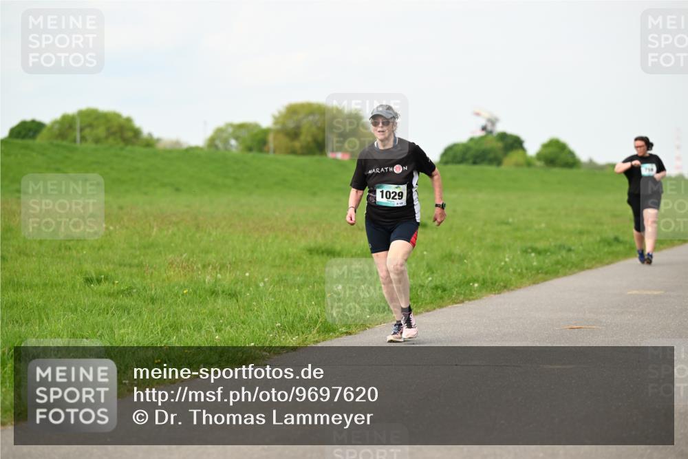 10.05.2026 - 8. Wedeler Halbmarathon Dr. Thomas Lammeyer http://msf.ph/oto/9697620 10.05.2026 11:29:57 Laufen 1029 meine-sportfotos.de