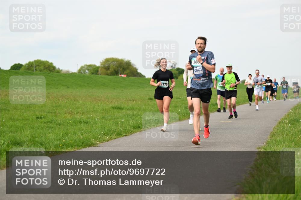10.05.2026 - 8. Wedeler Halbmarathon Dr. Thomas Lammeyer http://msf.ph/oto/9697722 10.05.2026 11:30:18 Laufen 2175, 360 meine-sportfotos.de