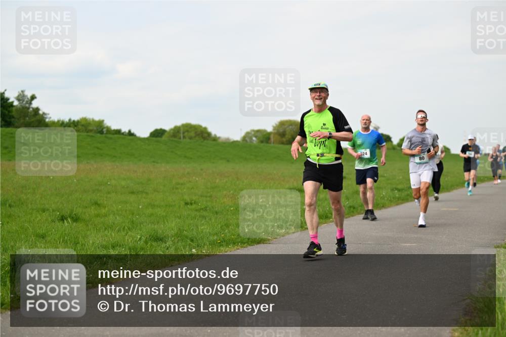 10.05.2026 - 8. Wedeler Halbmarathon Dr. Thomas Lammeyer http://msf.ph/oto/9697750 10.05.2026 11:30:23 Laufen 324 meine-sportfotos.de