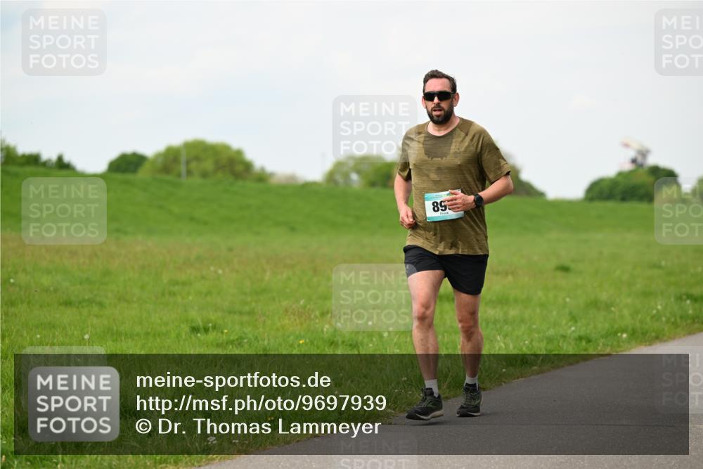 10.05.2026 - 8. Wedeler Halbmarathon Dr. Thomas Lammeyer http://msf.ph/oto/9697939 10.05.2026 11:31:11 Laufen  meine-sportfotos.de