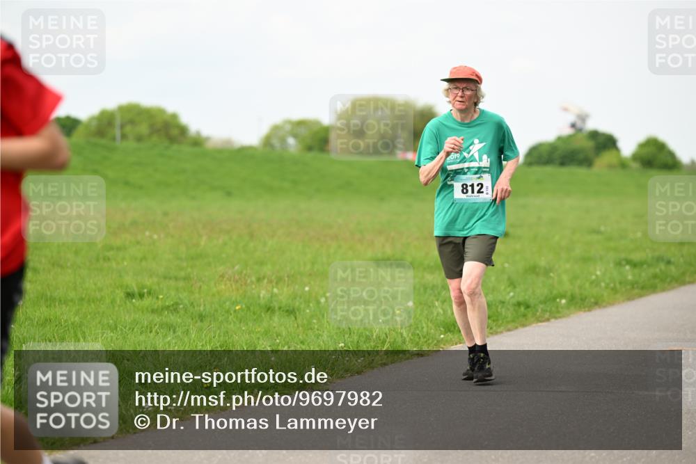 10.05.2026 - 8. Wedeler Halbmarathon Dr. Thomas Lammeyer http://msf.ph/oto/9697982 10.05.2026 11:31:18 Laufen 2019, 812 meine-sportfotos.de