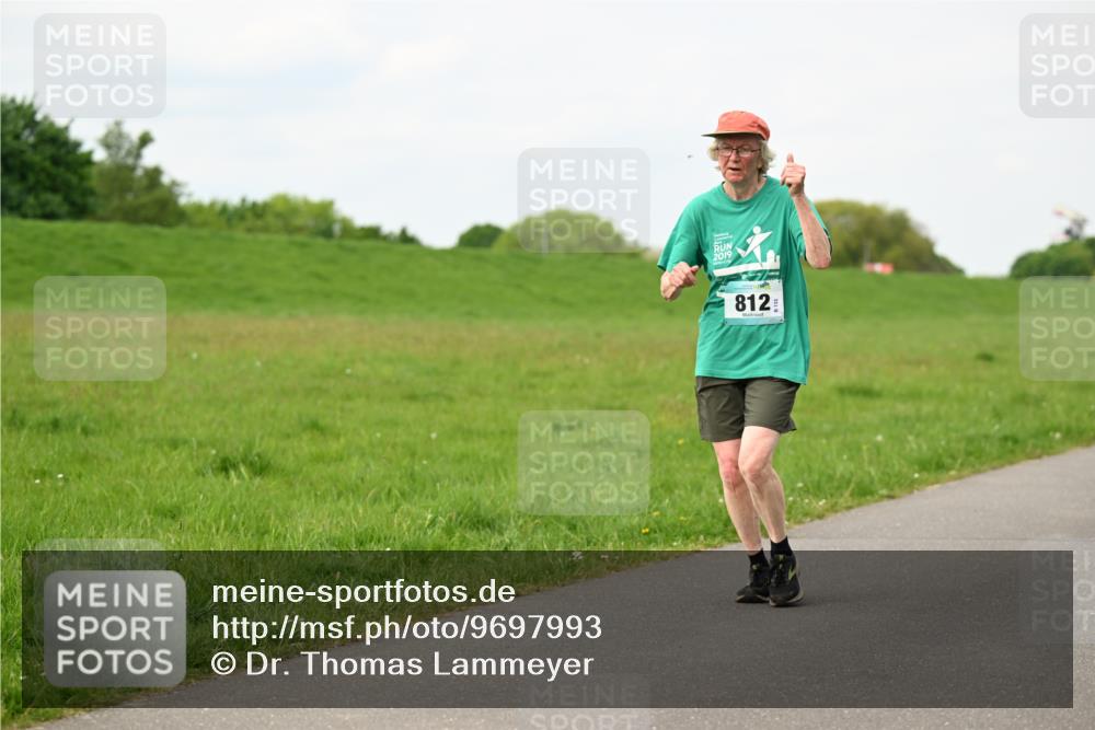 10.05.2026 - 8. Wedeler Halbmarathon Dr. Thomas Lammeyer http://msf.ph/oto/9697993 10.05.2026 11:31:20 Laufen 2019, 812 meine-sportfotos.de