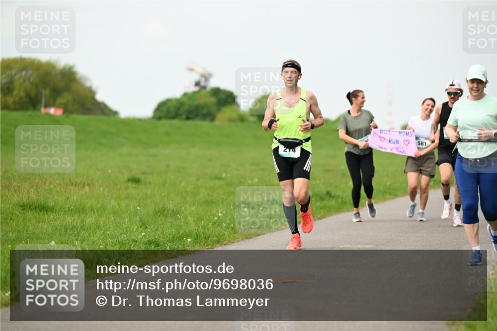 10.05.2026 - 8. Wedeler Halbmarathon Dr. Thomas Lammeyer http://msf.ph/oto/9698036 10.05.2026 11:31:29 Laufen 581 meine-sportfotos.de