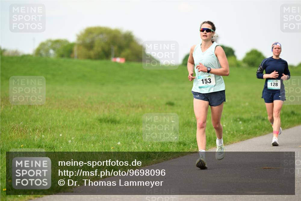 10.05.2026 - 8. Wedeler Halbmarathon Dr. Thomas Lammeyer http://msf.ph/oto/9698096 10.05.2026 11:31:42 Laufen 153, 128 meine-sportfotos.de