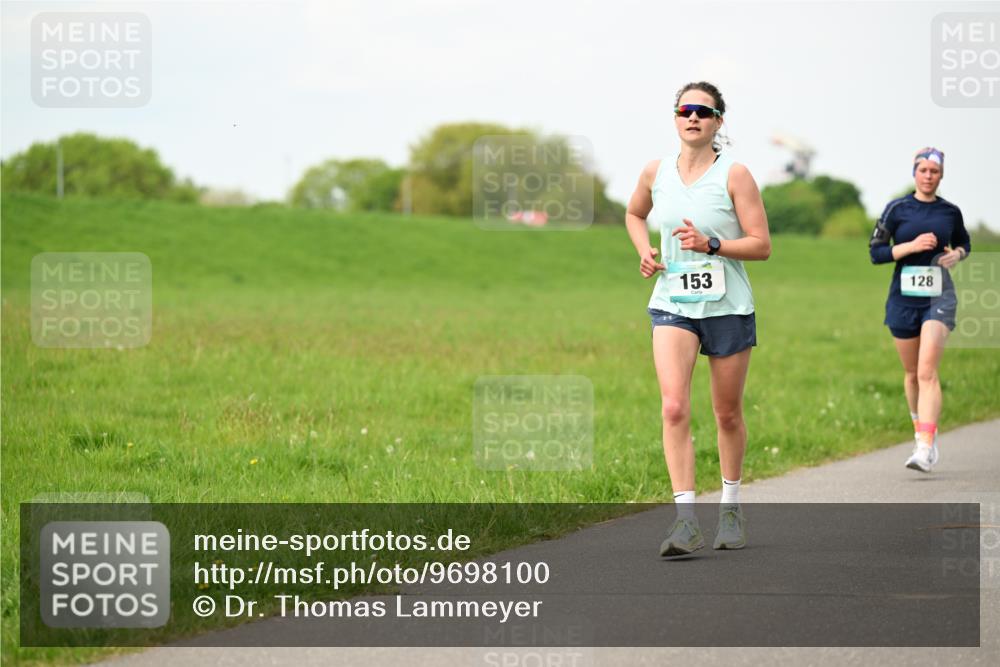 10.05.2026 - 8. Wedeler Halbmarathon Dr. Thomas Lammeyer http://msf.ph/oto/9698100 10.05.2026 11:31:43 Laufen 153, 128 meine-sportfotos.de