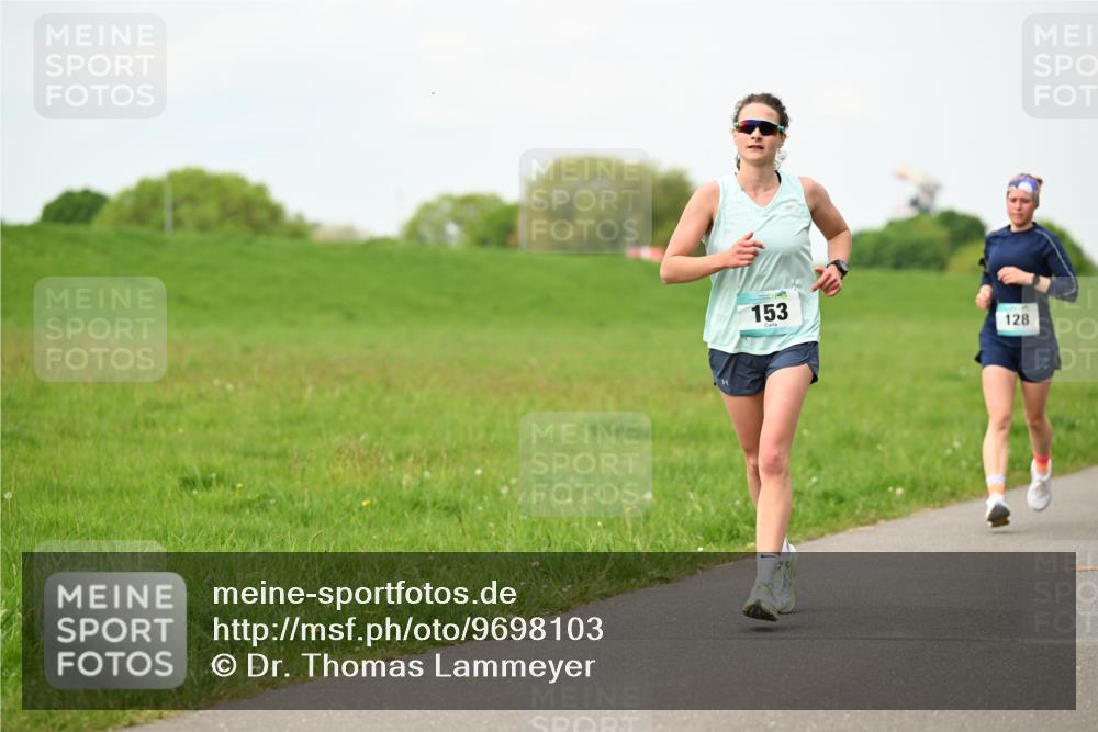 10.05.2026 - 8. Wedeler Halbmarathon Dr. Thomas Lammeyer http://msf.ph/oto/9698103 10.05.2026 11:31:43 Laufen 153, 128 meine-sportfotos.de