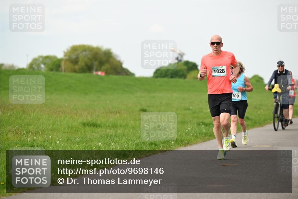 10.05.2026 - 8. Wedeler Halbmarathon Dr. Thomas Lammeyer http://msf.ph/oto/9698146 10.05.2026 11:31:51 Laufen 1028, 109 meine-sportfotos.de