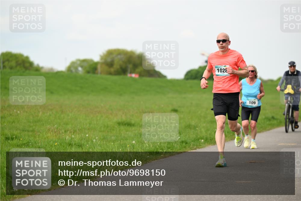 10.05.2026 - 8. Wedeler Halbmarathon Dr. Thomas Lammeyer http://msf.ph/oto/9698150 10.05.2026 11:31:52 Laufen 1028, 109 meine-sportfotos.de