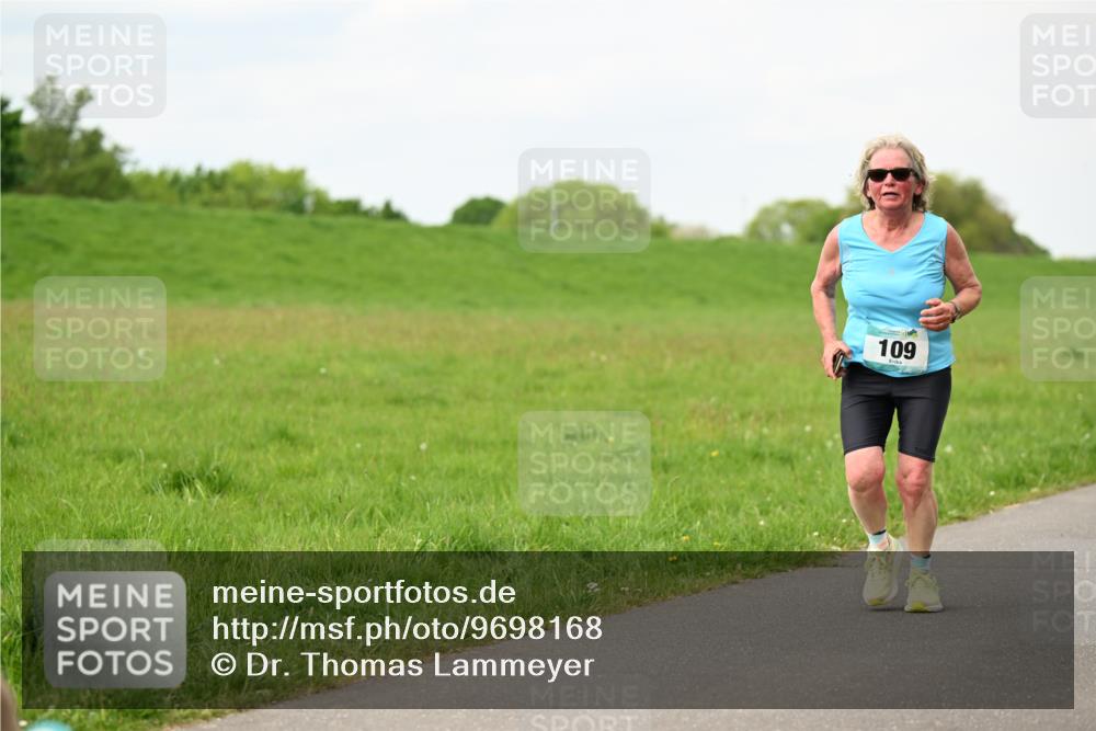 10.05.2026 - 8. Wedeler Halbmarathon Dr. Thomas Lammeyer http://msf.ph/oto/9698168 10.05.2026 11:31:55 Laufen 109 meine-sportfotos.de