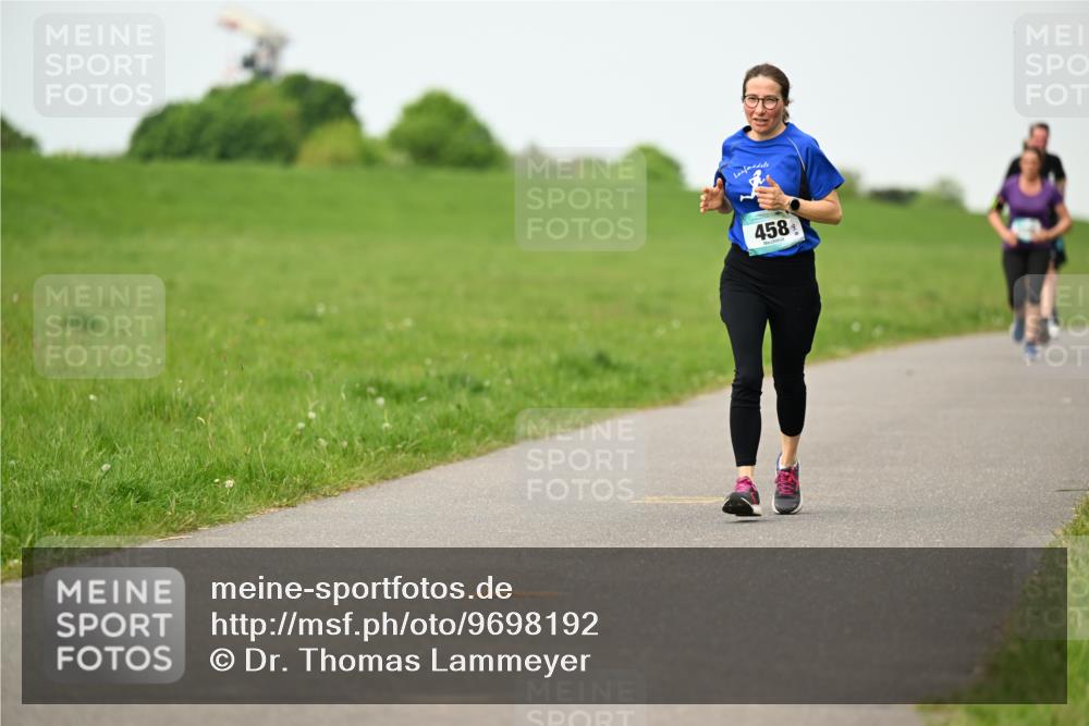 10.05.2026 - 8. Wedeler Halbmarathon Dr. Thomas Lammeyer http://msf.ph/oto/9698192 10.05.2026 11:32:06 Laufen 458 meine-sportfotos.de