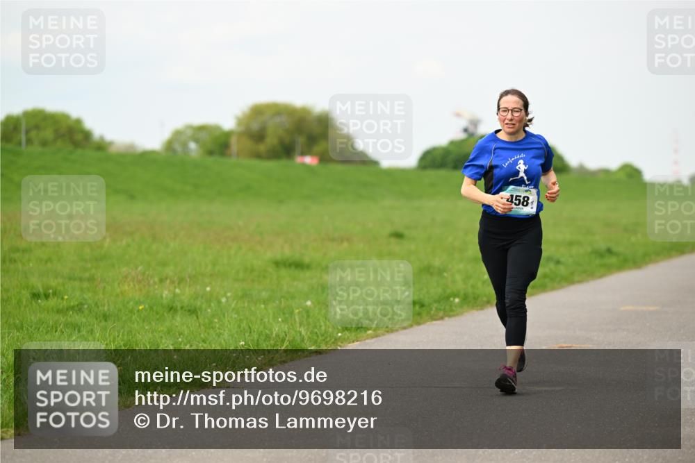 10.05.2026 - 8. Wedeler Halbmarathon Dr. Thomas Lammeyer http://msf.ph/oto/9698216 10.05.2026 11:32:09 Laufen 458 meine-sportfotos.de
