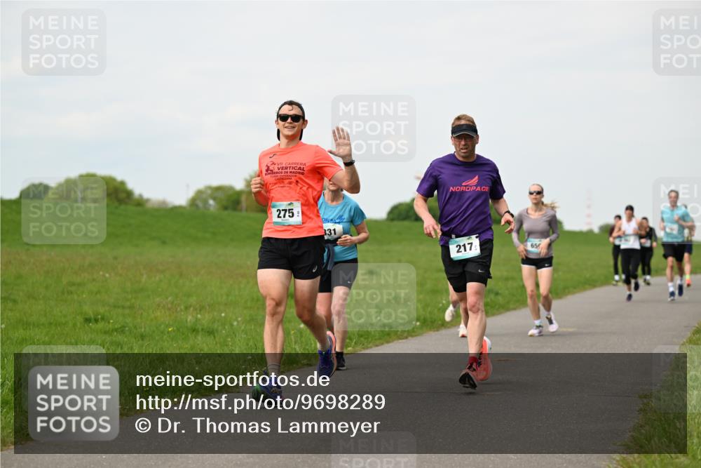 10.05.2026 - 8. Wedeler Halbmarathon Dr. Thomas Lammeyer http://msf.ph/oto/9698289 10.05.2026 11:32:24 Laufen 275, 331, 217 meine-sportfotos.de
