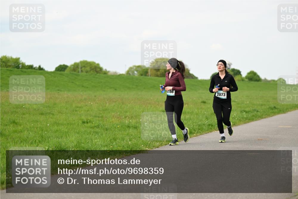 10.05.2026 - 8. Wedeler Halbmarathon Dr. Thomas Lammeyer http://msf.ph/oto/9698359 10.05.2026 11:32:37 Laufen 2158, 2073 meine-sportfotos.de