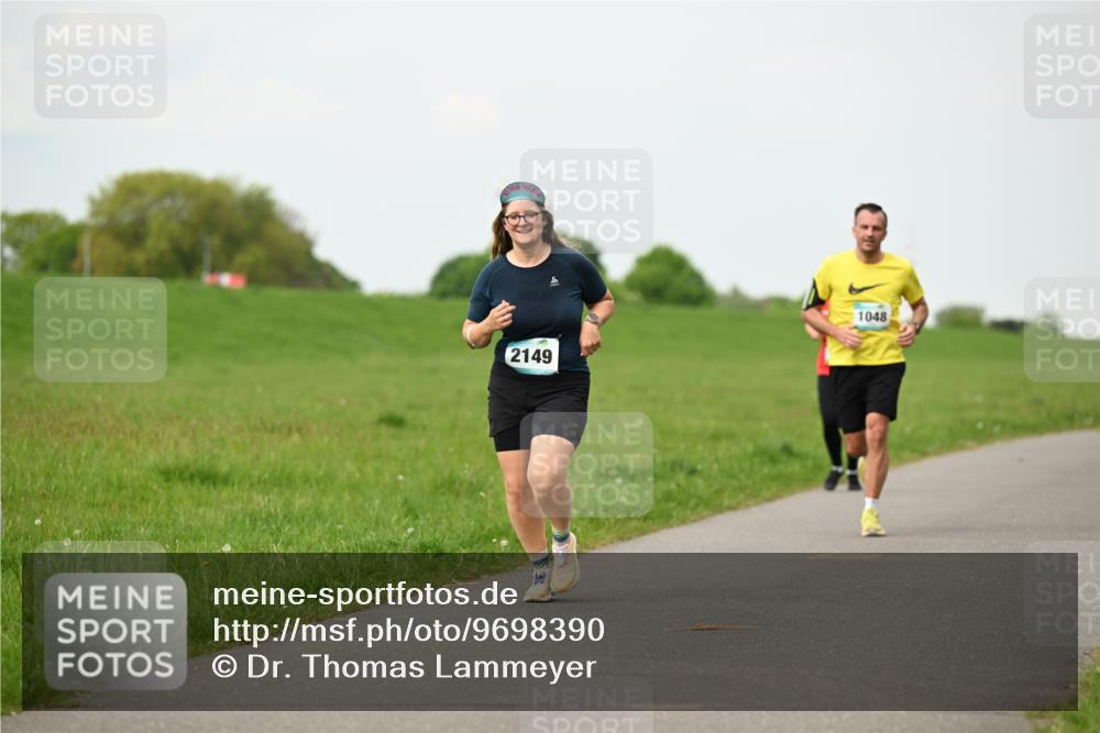 10.05.2026 - 8. Wedeler Halbmarathon Dr. Thomas Lammeyer http://msf.ph/oto/9698390 10.05.2026 11:32:46 Laufen 2149, 1048 meine-sportfotos.de