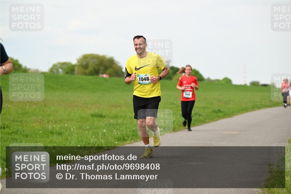 10.05.2026 - 8. Wedeler Halbmarathon Dr. Thomas Lammeyer http://msf.ph/oto/9698408 10.05.2026 11:32:50 Laufen 1048, 845 meine-sportfotos.de