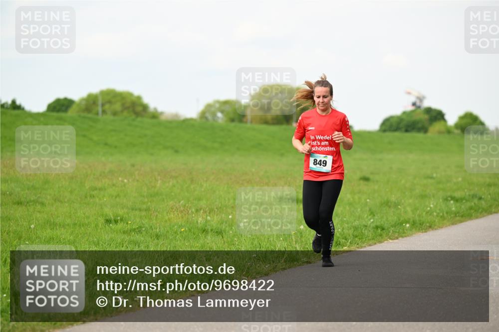 10.05.2026 - 8. Wedeler Halbmarathon Dr. Thomas Lammeyer http://msf.ph/oto/9698422 10.05.2026 11:32:52 Laufen 849 meine-sportfotos.de