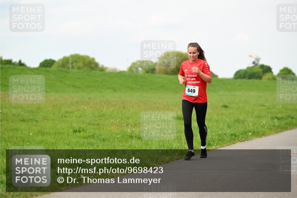 10.05.2026 - 8. Wedeler Halbmarathon Dr. Thomas Lammeyer http://msf.ph/oto/9698423 10.05.2026 11:32:53 Laufen 849 meine-sportfotos.de