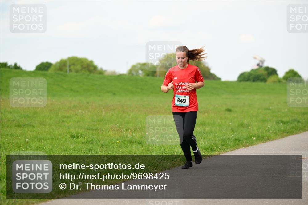 10.05.2026 - 8. Wedeler Halbmarathon Dr. Thomas Lammeyer http://msf.ph/oto/9698425 10.05.2026 11:32:53 Laufen 849 meine-sportfotos.de
