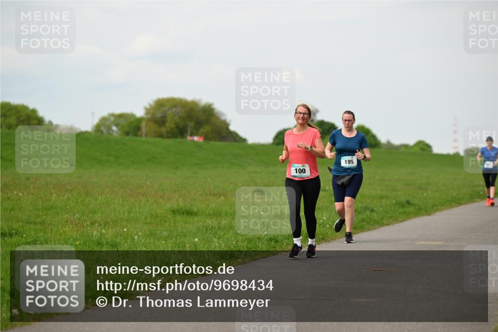 10.05.2026 - 8. Wedeler Halbmarathon Dr. Thomas Lammeyer http://msf.ph/oto/9698434 10.05.2026 11:33:03 Laufen 100, 195 meine-sportfotos.de