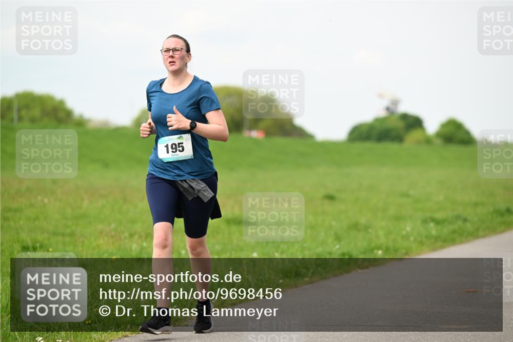 10.05.2026 - 8. Wedeler Halbmarathon Dr. Thomas Lammeyer http://msf.ph/oto/9698456 10.05.2026 11:33:07 Laufen 195 meine-sportfotos.de
