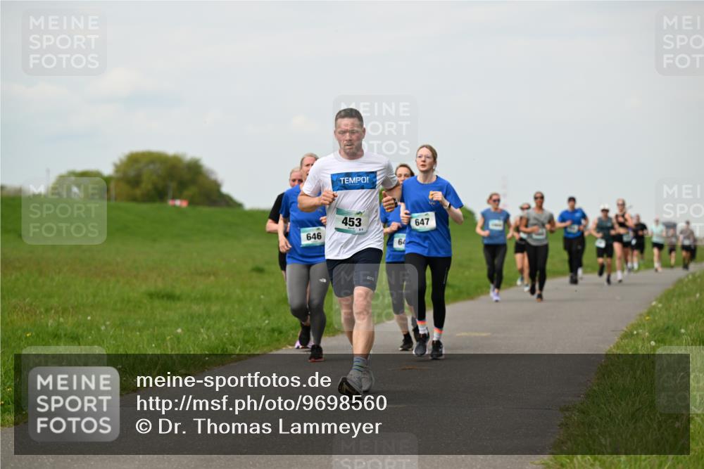10.05.2026 - 8. Wedeler Halbmarathon Dr. Thomas Lammeyer http://msf.ph/oto/9698560 10.05.2026 11:33:34 Laufen 646, 453, 647 meine-sportfotos.de