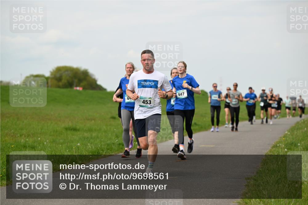 10.05.2026 - 8. Wedeler Halbmarathon Dr. Thomas Lammeyer http://msf.ph/oto/9698561 10.05.2026 11:33:34 Laufen 647, 453 meine-sportfotos.de