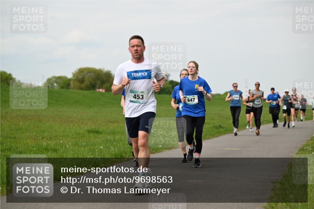 10.05.2026 - 8. Wedeler Halbmarathon Dr. Thomas Lammeyer http://msf.ph/oto/9698563 10.05.2026 11:33:35 Laufen 453, 647, 1004 meine-sportfotos.de