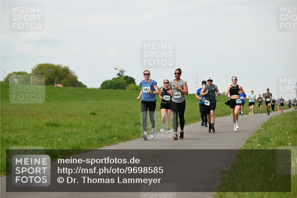 10.05.2026 - 8. Wedeler Halbmarathon Dr. Thomas Lammeyer http://msf.ph/oto/9698585 10.05.2026 11:33:38 Laufen 1004, 763, 1005, 591, 770 meine-sportfotos.de
