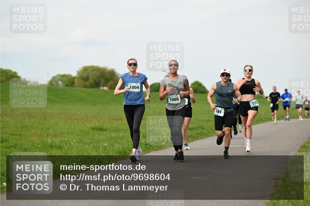 10.05.2026 - 8. Wedeler Halbmarathon Dr. Thomas Lammeyer http://msf.ph/oto/9698604 10.05.2026 11:33:41 Laufen 1004, 1005, 770, 591 meine-sportfotos.de