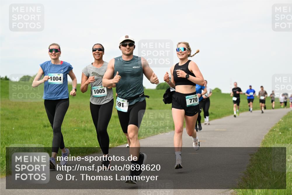 10.05.2026 - 8. Wedeler Halbmarathon Dr. Thomas Lammeyer http://msf.ph/oto/9698620 10.05.2026 11:33:43 Laufen 1004, 1005, 591, 770 meine-sportfotos.de