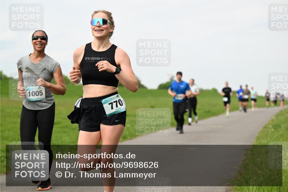 10.05.2026 - 8. Wedeler Halbmarathon Dr. Thomas Lammeyer http://msf.ph/oto/9698626 10.05.2026 11:33:44 Laufen 1005, 199, 770 meine-sportfotos.de