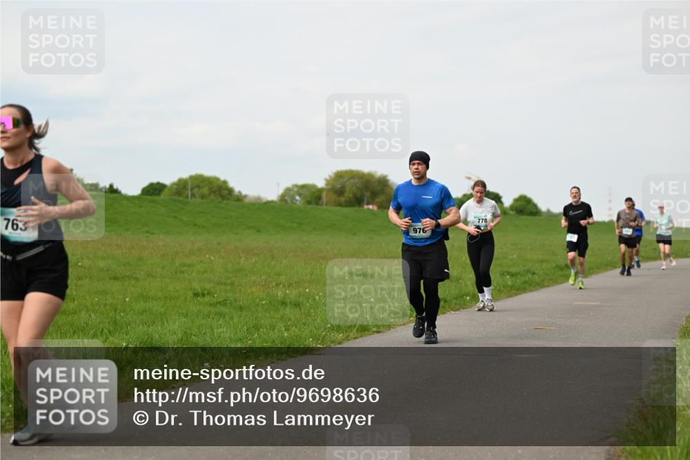 10.05.2026 - 8. Wedeler Halbmarathon Dr. Thomas Lammeyer http://msf.ph/oto/9698636 10.05.2026 11:33:46 Laufen 763, 976, 778 meine-sportfotos.de