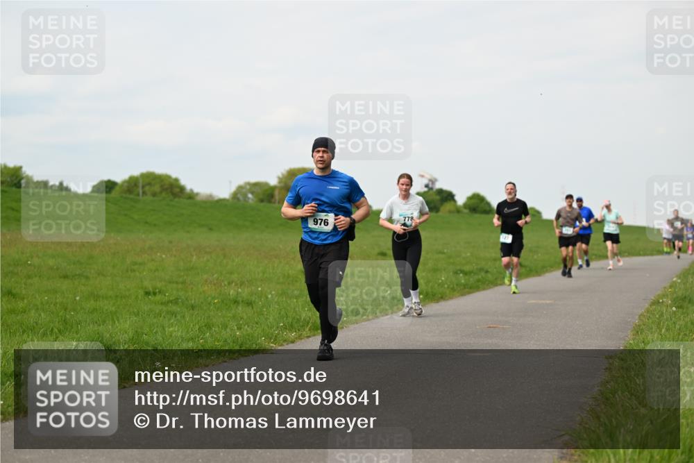10.05.2026 - 8. Wedeler Halbmarathon Dr. Thomas Lammeyer http://msf.ph/oto/9698641 10.05.2026 11:33:47 Laufen 976, 778 meine-sportfotos.de