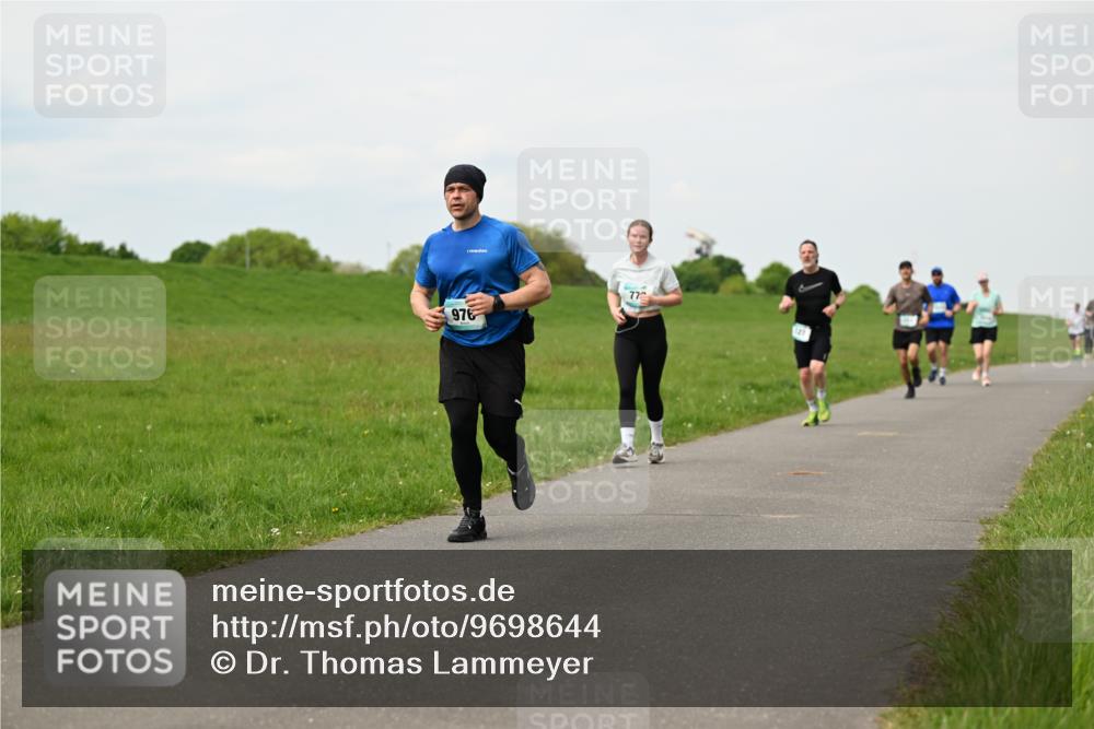 10.05.2026 - 8. Wedeler Halbmarathon Dr. Thomas Lammeyer http://msf.ph/oto/9698644 10.05.2026 11:33:47 Laufen 976 meine-sportfotos.de