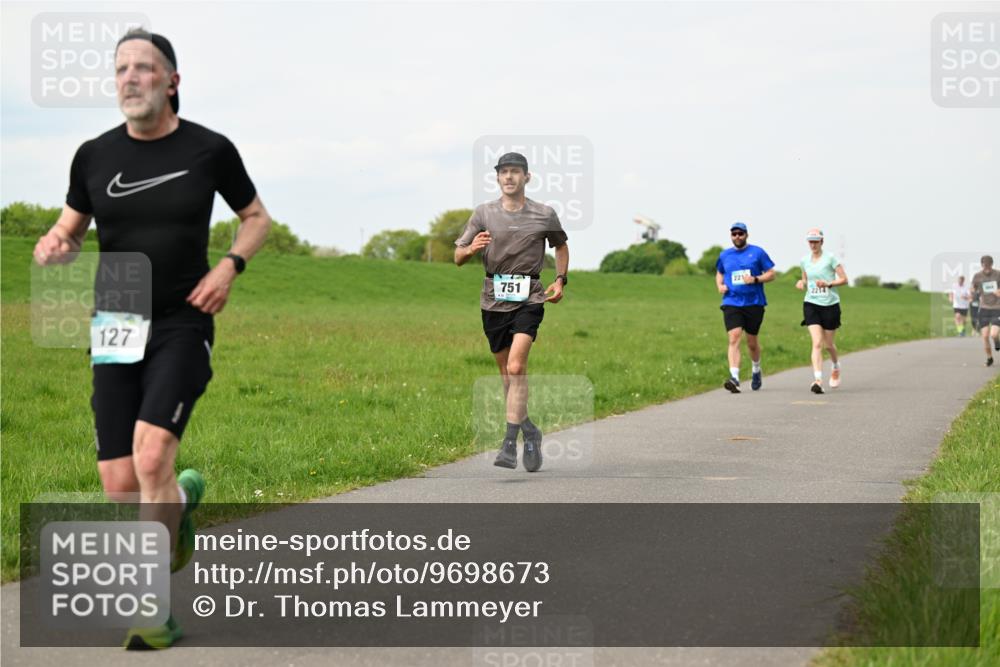 10.05.2026 - 8. Wedeler Halbmarathon Dr. Thomas Lammeyer http://msf.ph/oto/9698673 10.05.2026 11:33:52 Laufen 127, 751, 221, 2214 meine-sportfotos.de