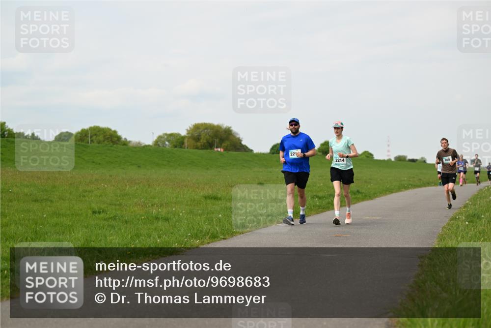 10.05.2026 - 8. Wedeler Halbmarathon Dr. Thomas Lammeyer http://msf.ph/oto/9698683 10.05.2026 11:33:54 Laufen 221, 2214, 868 meine-sportfotos.de