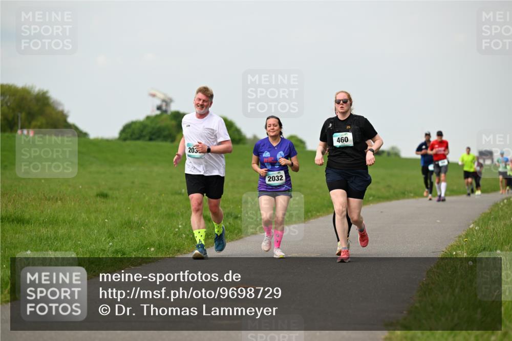 10.05.2026 - 8. Wedeler Halbmarathon Dr. Thomas Lammeyer http://msf.ph/oto/9698729 10.05.2026 11:34:11 Laufen 203, 2032, 460 meine-sportfotos.de