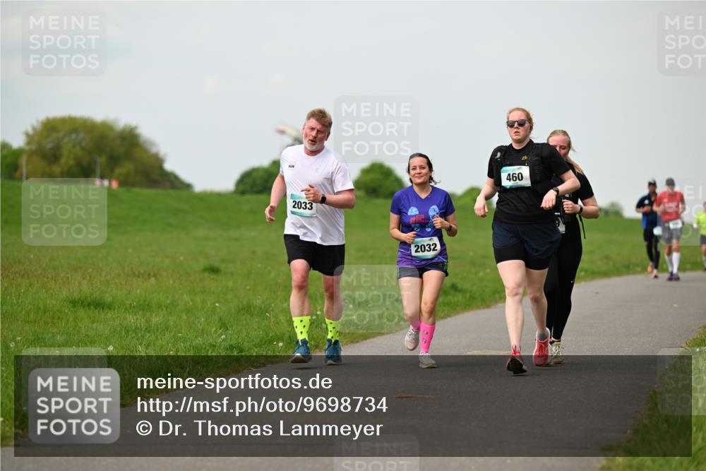 10.05.2026 - 8. Wedeler Halbmarathon Dr. Thomas Lammeyer http://msf.ph/oto/9698734 10.05.2026 11:34:12 Laufen 2033, 2032, 460 meine-sportfotos.de