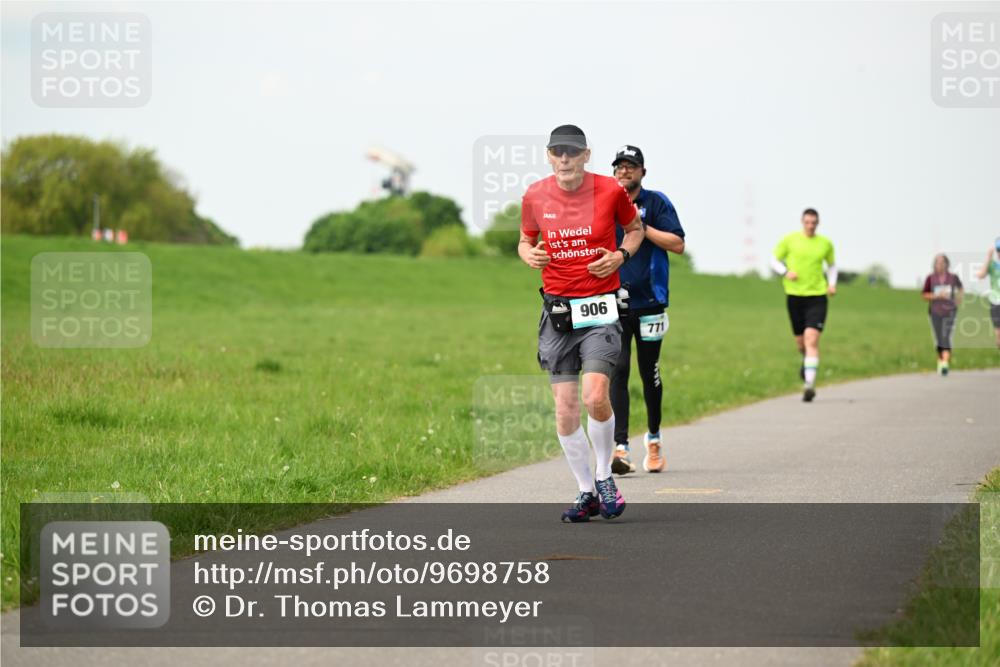 10.05.2026 - 8. Wedeler Halbmarathon Dr. Thomas Lammeyer http://msf.ph/oto/9698758 10.05.2026 11:34:21 Laufen 906, 771 meine-sportfotos.de