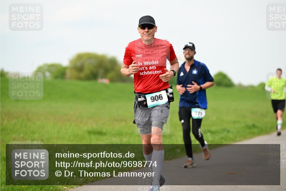 10.05.2026 - 8. Wedeler Halbmarathon Dr. Thomas Lammeyer http://msf.ph/oto/9698774 10.05.2026 11:34:23 Laufen 906 meine-sportfotos.de