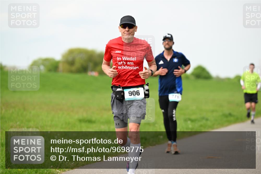 10.05.2026 - 8. Wedeler Halbmarathon Dr. Thomas Lammeyer http://msf.ph/oto/9698775 10.05.2026 11:34:24 Laufen 906, 771, 243 meine-sportfotos.de