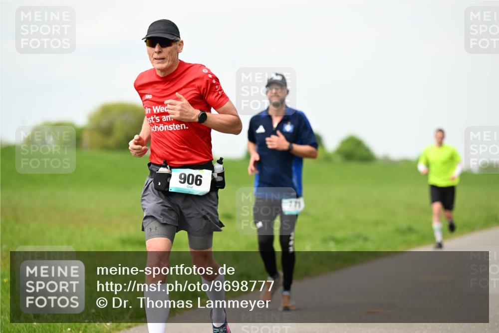 10.05.2026 - 8. Wedeler Halbmarathon Dr. Thomas Lammeyer http://msf.ph/oto/9698777 10.05.2026 11:34:24 Laufen 906 meine-sportfotos.de