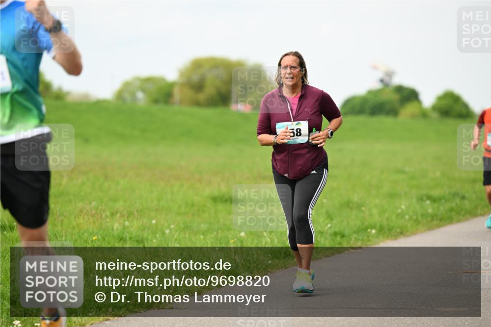 10.05.2026 - 8. Wedeler Halbmarathon Dr. Thomas Lammeyer http://msf.ph/oto/9698820 10.05.2026 11:34:37 Laufen  meine-sportfotos.de